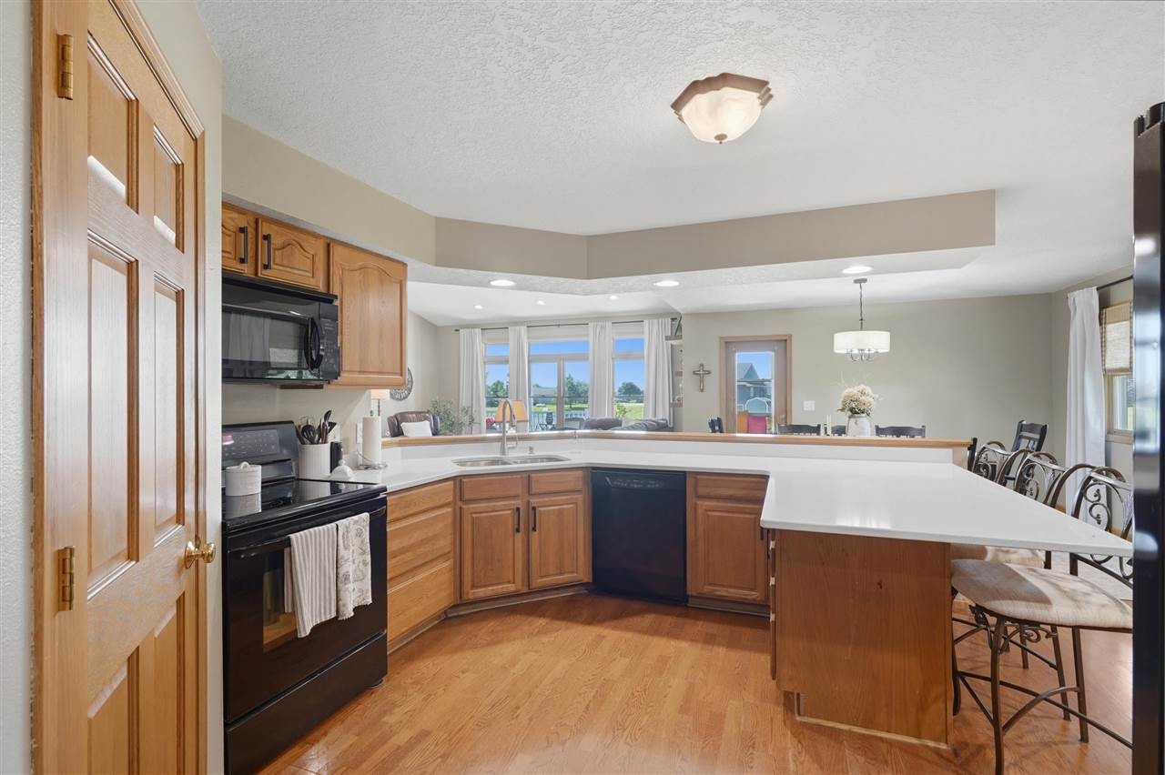 2469 Robbins Court Washington IA 52353