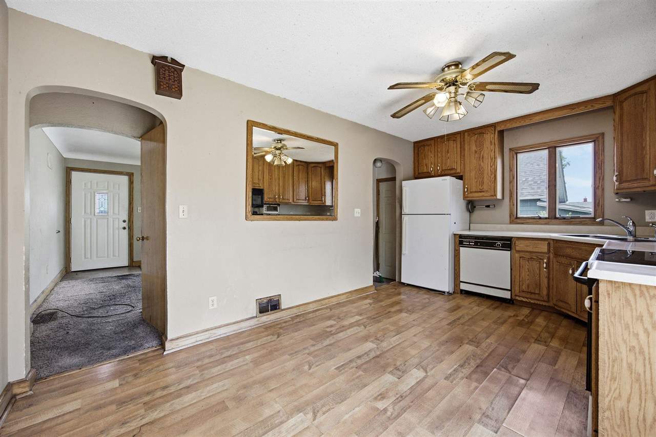 2009 SW 3rd Street Cedar Rapids IA 52404