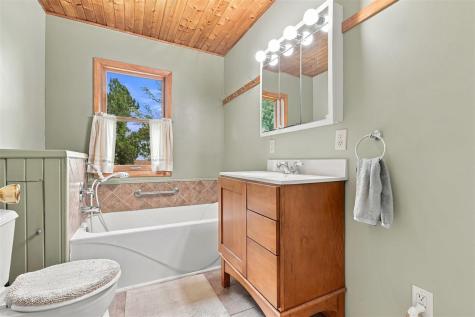 3296 V Avenue Wellman IA 52356