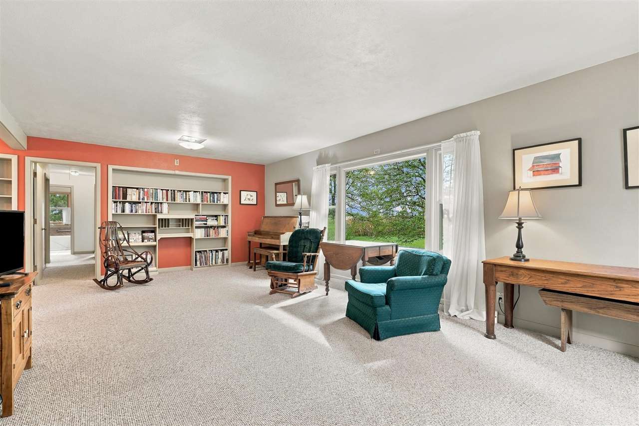 3296 V Avenue Wellman IA 52356
