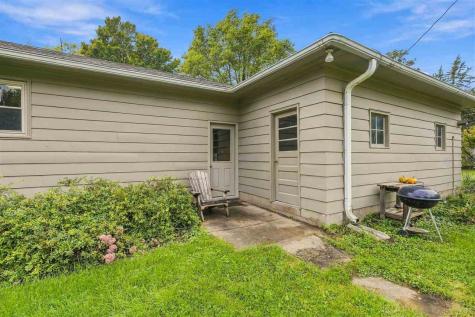 3296 V Avenue Wellman IA 52356