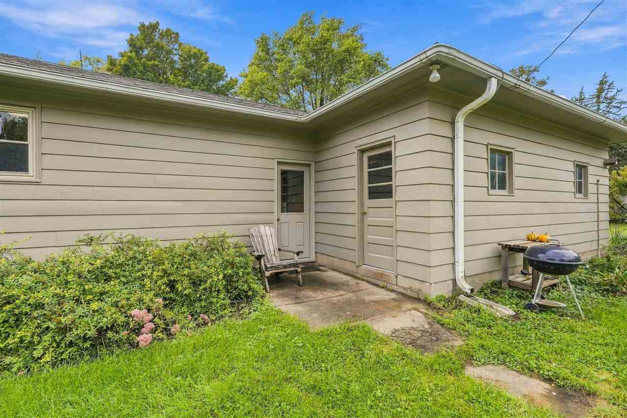 3296 V Avenue Wellman IA 52356