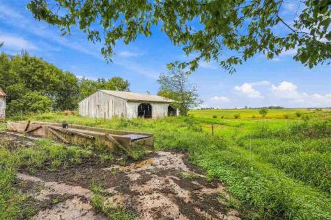 3296 V Avenue Wellman IA 52356