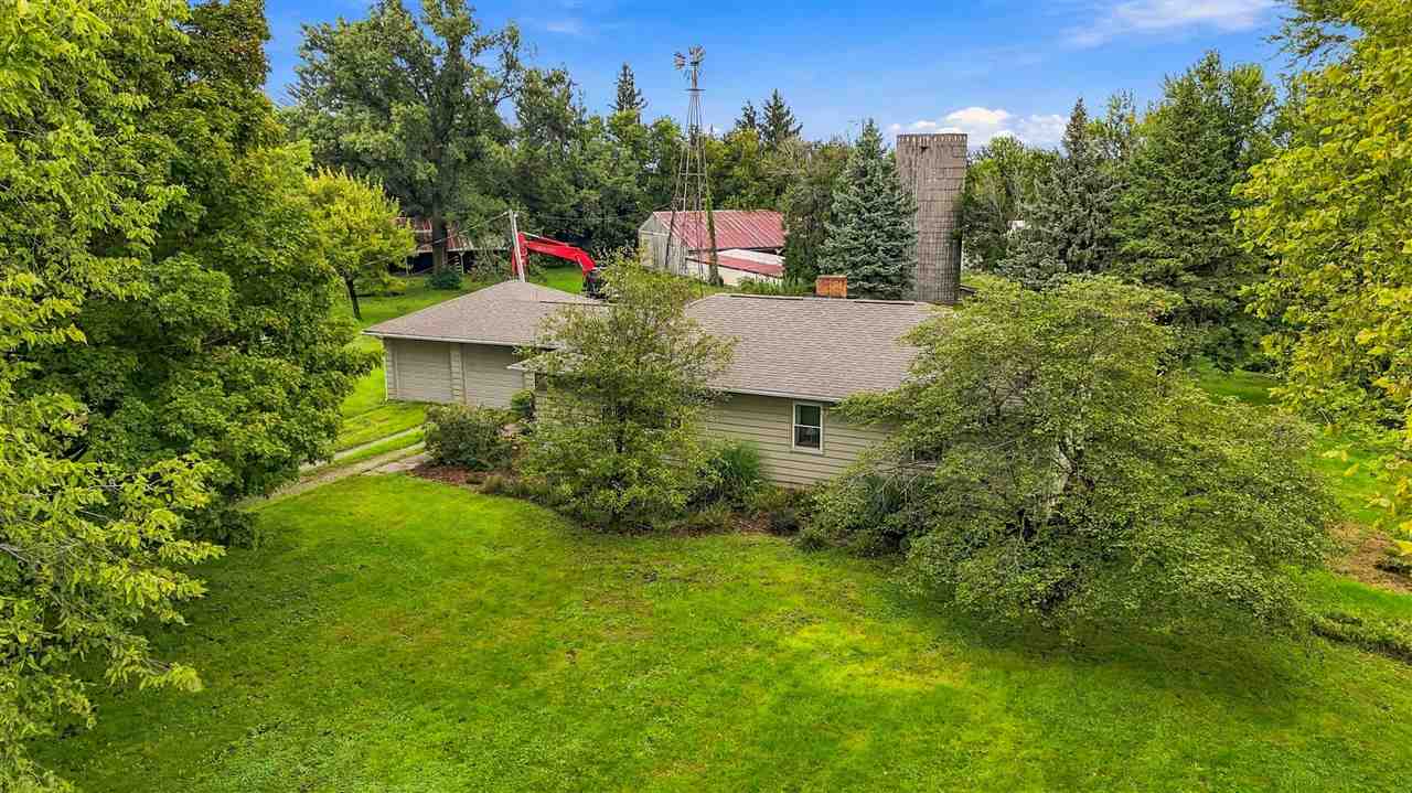3296 V Avenue Wellman IA 52356