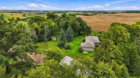 3296 V Avenue Wellman IA 52356