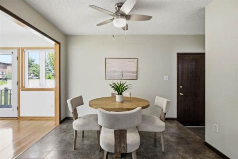 934 Sandusky Drive Iowa City IA 52245