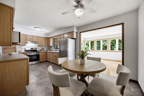 934 Sandusky Drive Iowa City IA 52245