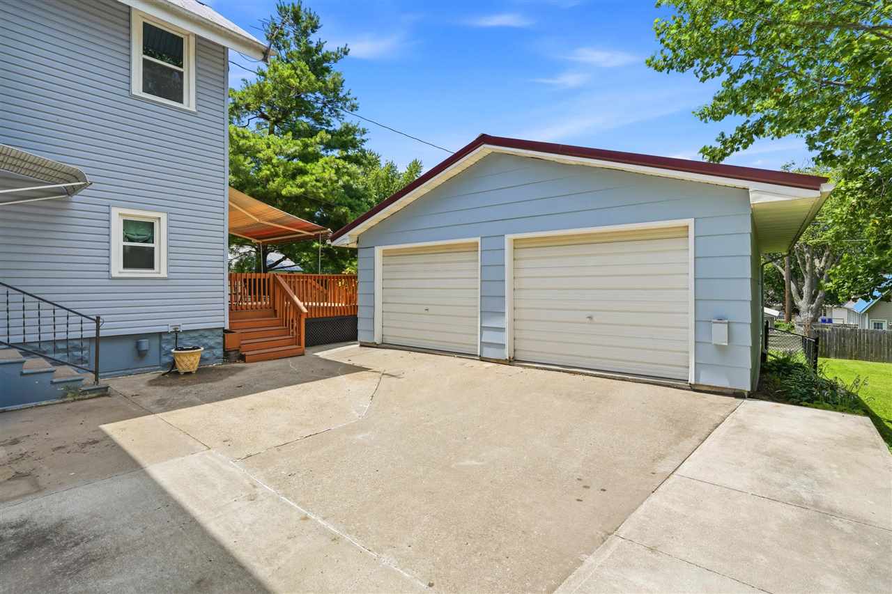 525 S Marion Avenue Washington IA 52353-1426