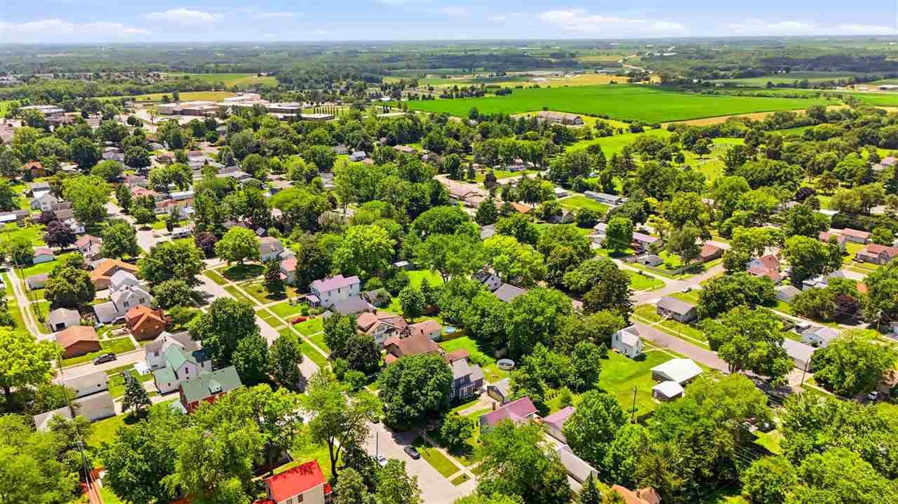 525 S Marion Avenue Washington IA 52353-1426