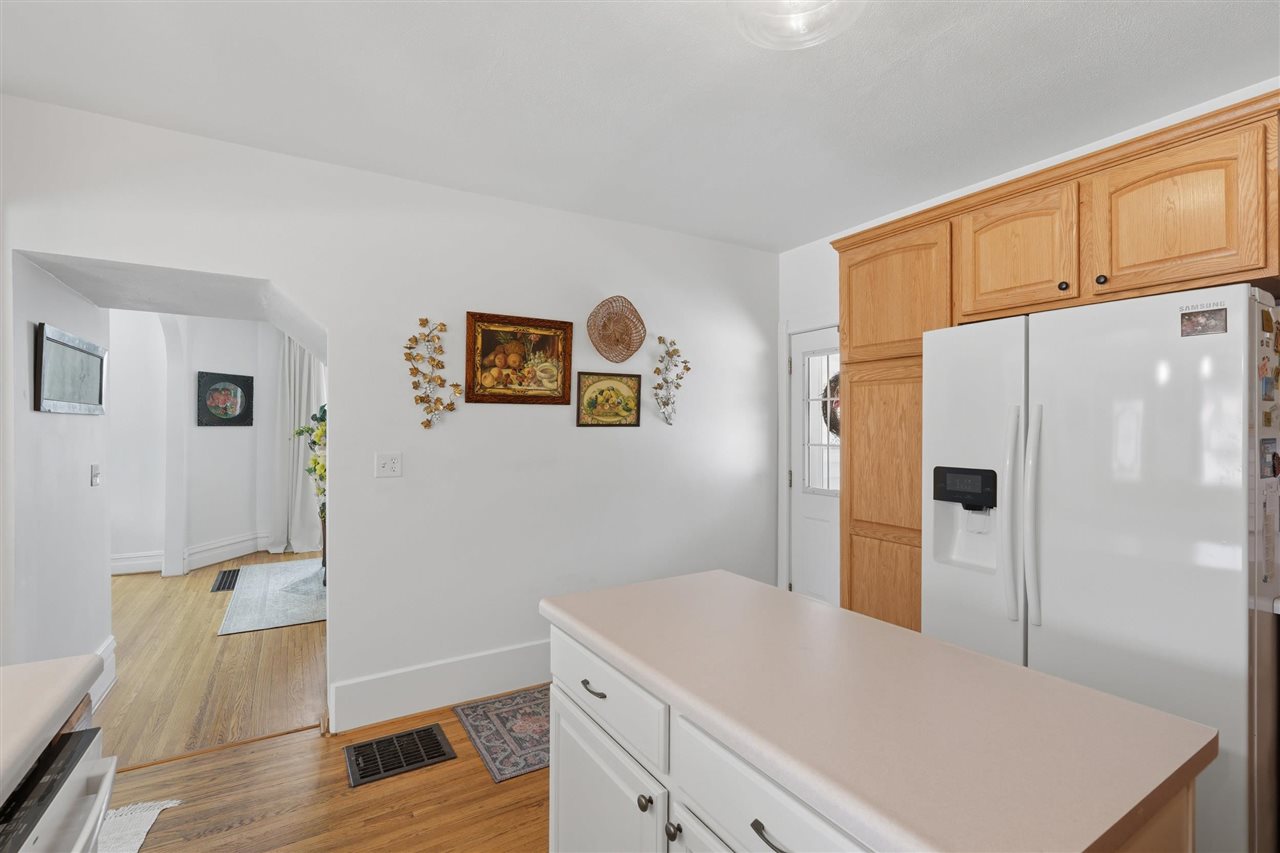 525 S Marion Avenue Washington IA 52353-1426