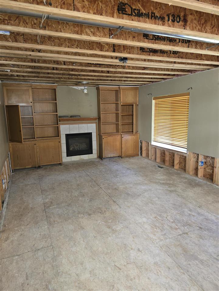 2043 Timber Lane Coralville IA 52241