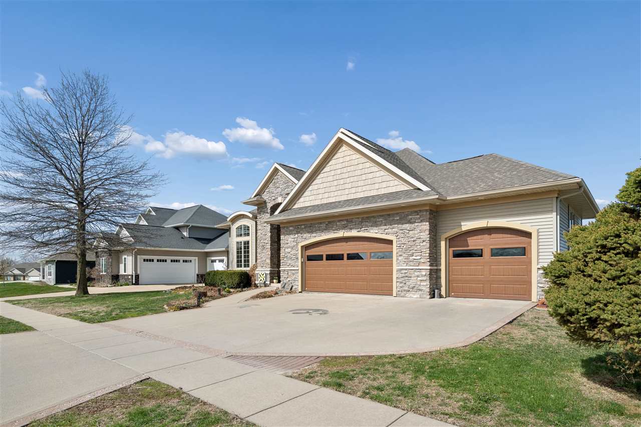 604 Majestic Oak Ridge Solon IA 52333