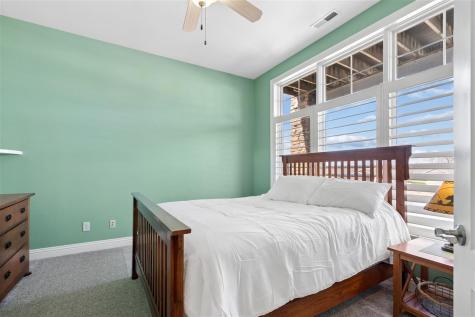 604 Majestic Oak Ridge Solon IA 52333