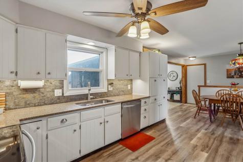 39 Greenview Drive West Branch IA 52358