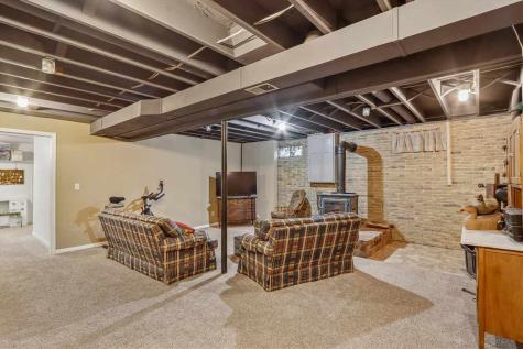 39 Greenview Drive West Branch IA 52358