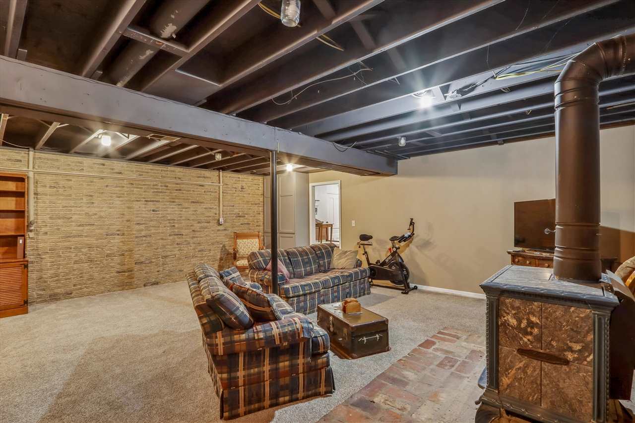 39 Greenview Drive West Branch IA 52358