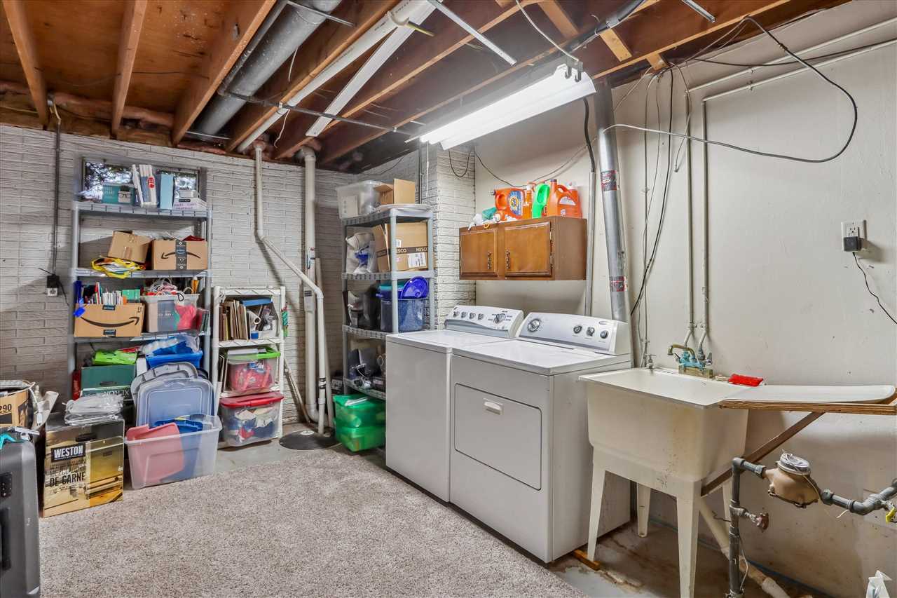 39 Greenview Drive West Branch IA 52358
