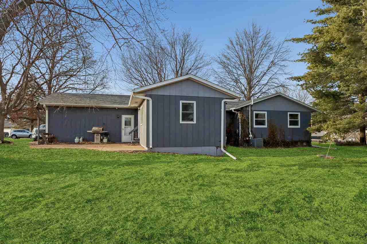 39 Greenview Drive West Branch IA 52358