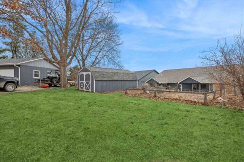 39 Greenview Drive West Branch IA 52358