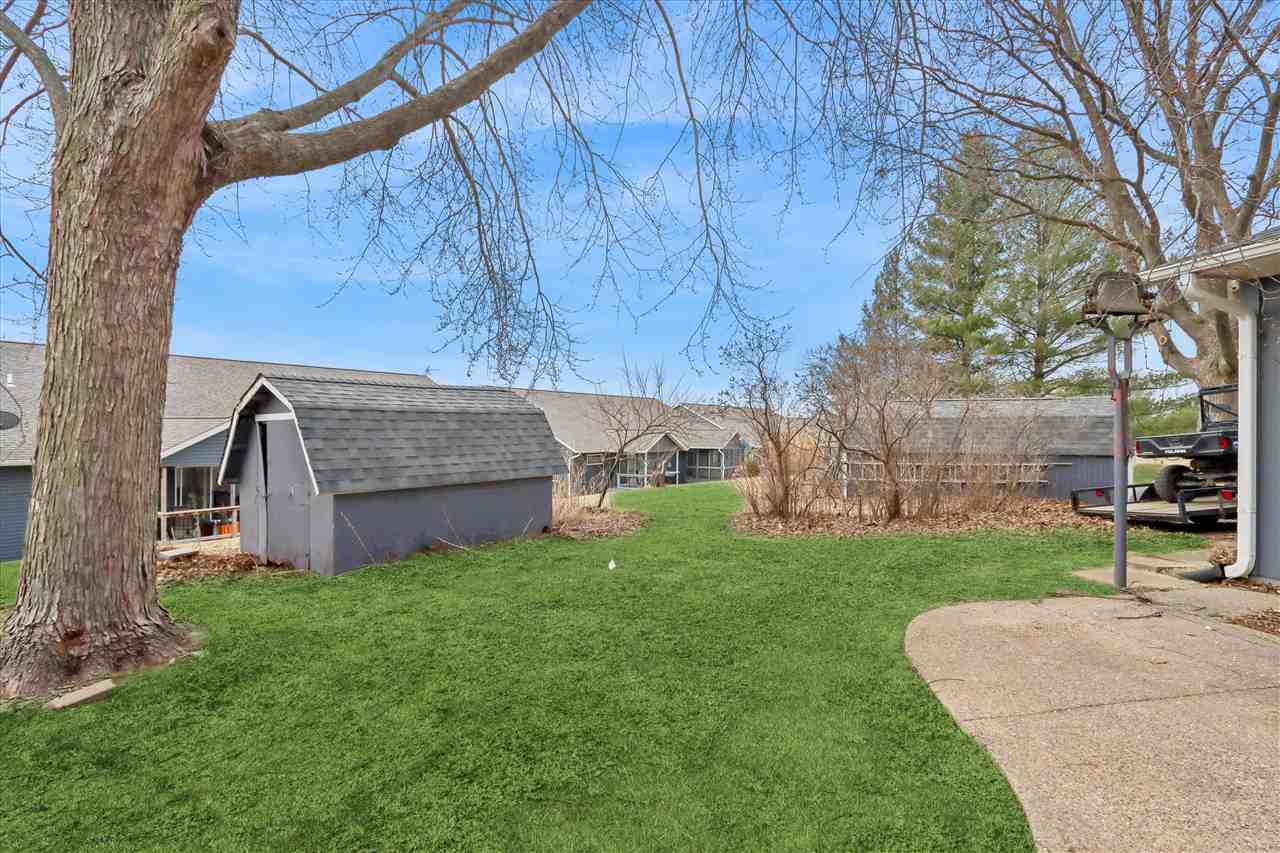 39 Greenview Drive West Branch IA 52358