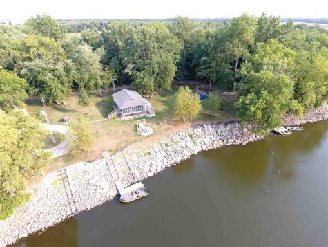 4591 SE Sand Road Iowa City IA 52240