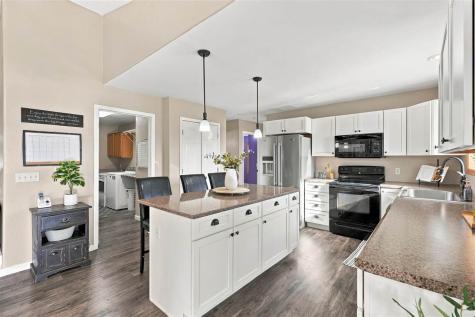 2166 Stewart Drive Washington IA 52353