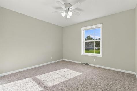 2166 Stewart Drive Washington IA 52353