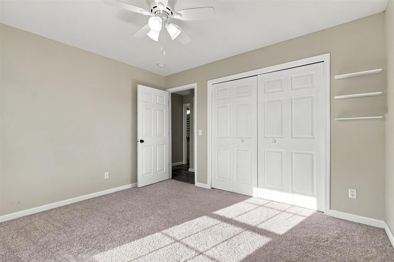 2166 Stewart Drive Washington IA 52353