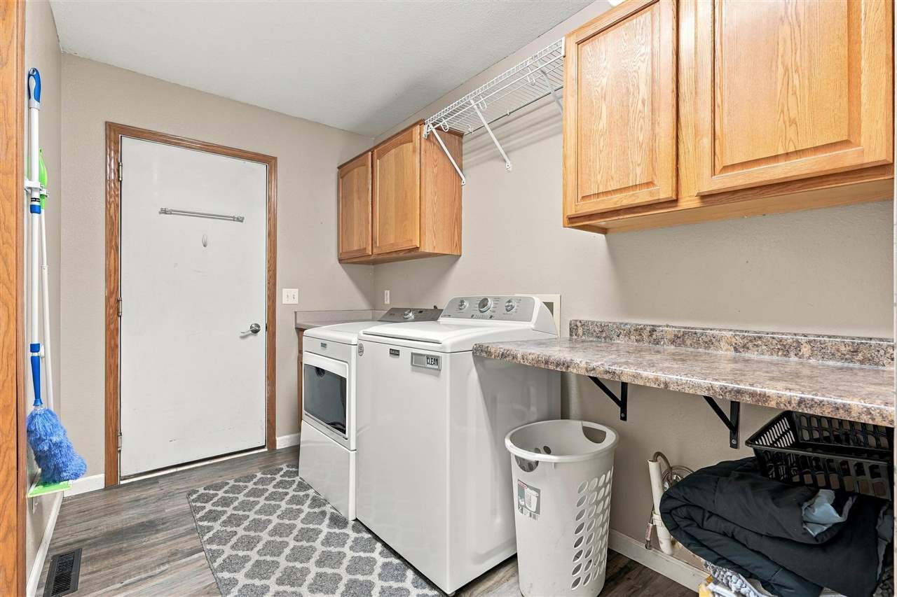 2166 Stewart Drive Washington IA 52353