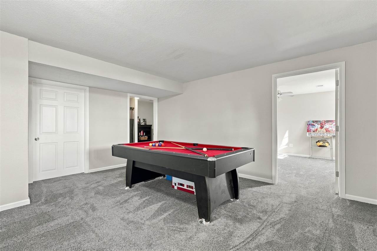 2166 Stewart Drive Washington IA 52353