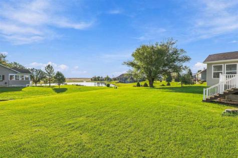 2166 Stewart Drive Washington IA 52353