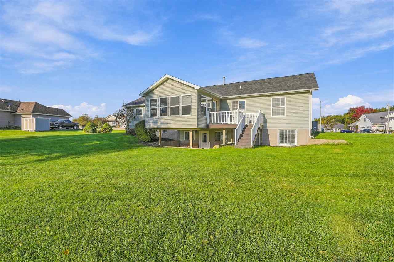 2166 Stewart Drive Washington IA 52353