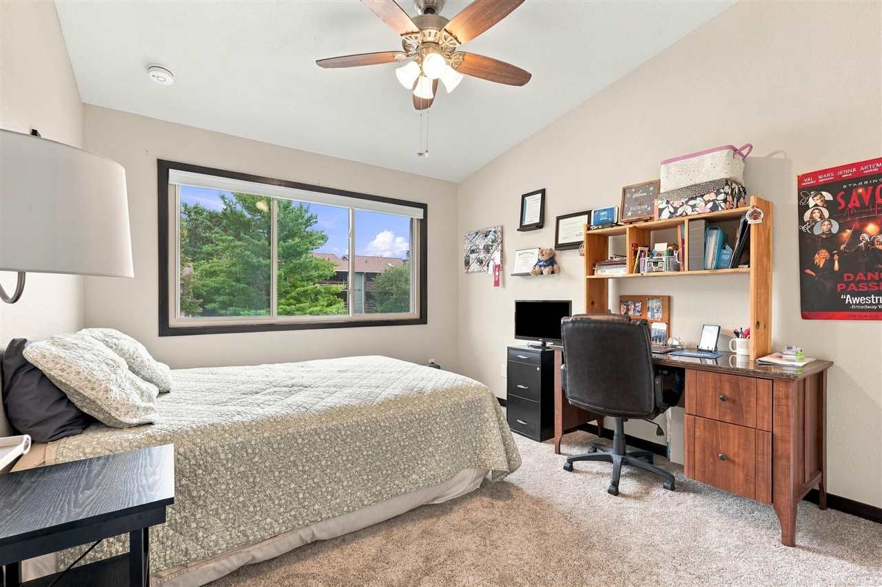 1726 Lynncrest Drive Coralville IA 52241