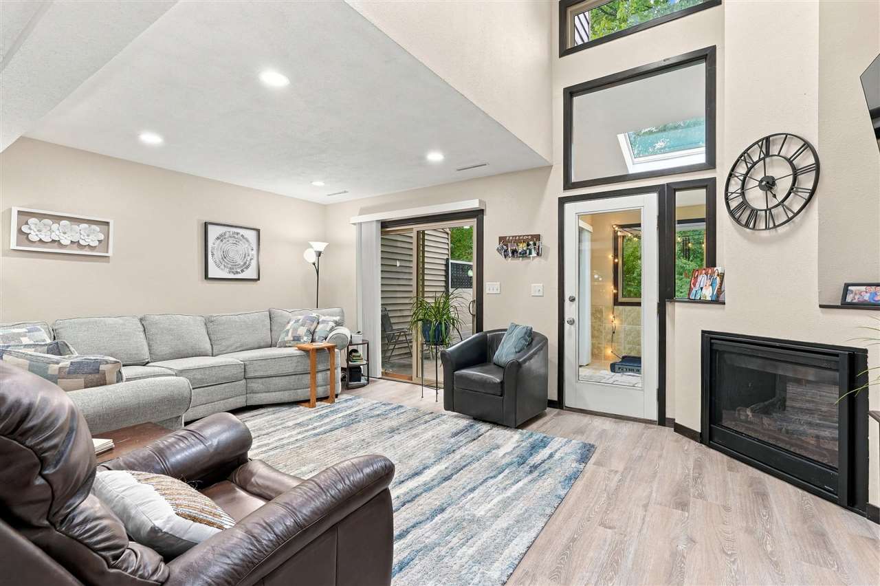 1726 Lynncrest Drive Coralville IA 52241