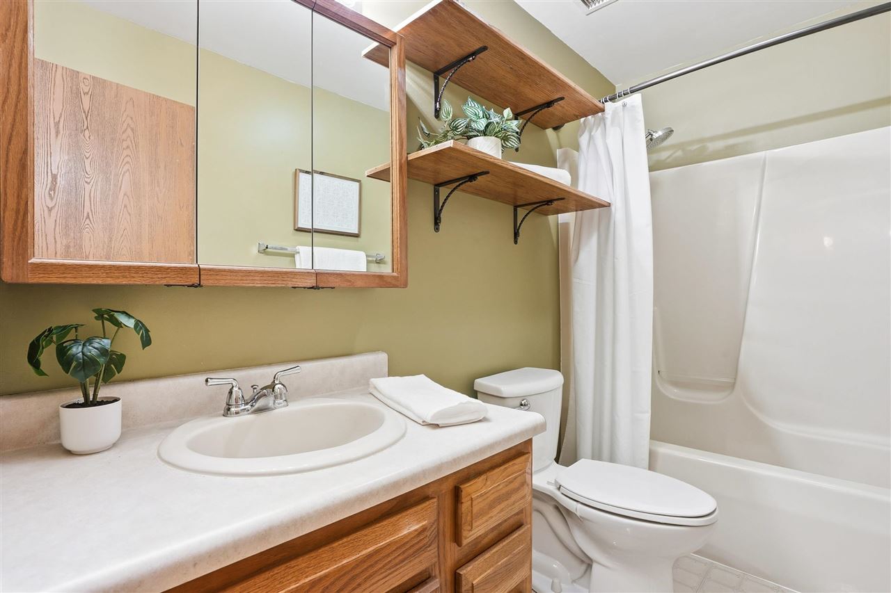 2239 13th Street Coralville IA 52241