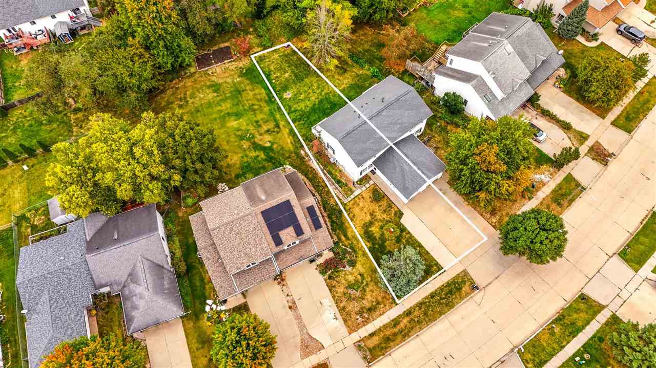 2239 13th Street Coralville IA 52241