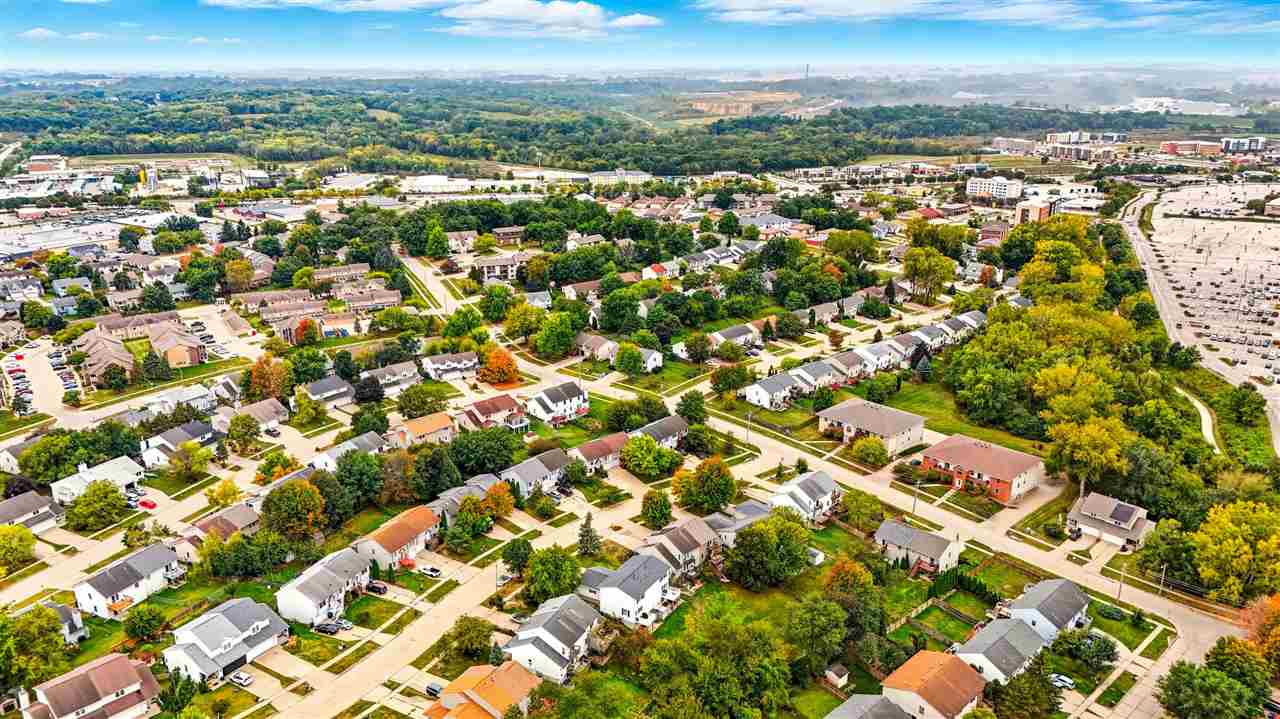 2239 13th Street Coralville IA 52241