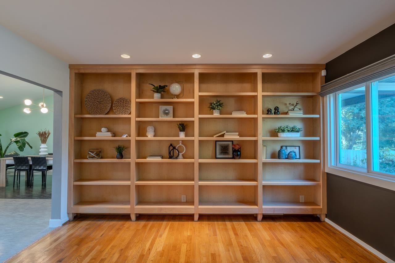 519 W Park Road Iowa City IA 52246