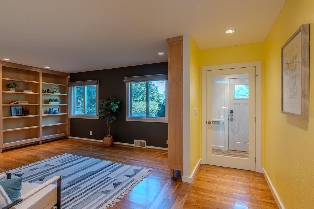 519 W Park Road Iowa City IA 52246