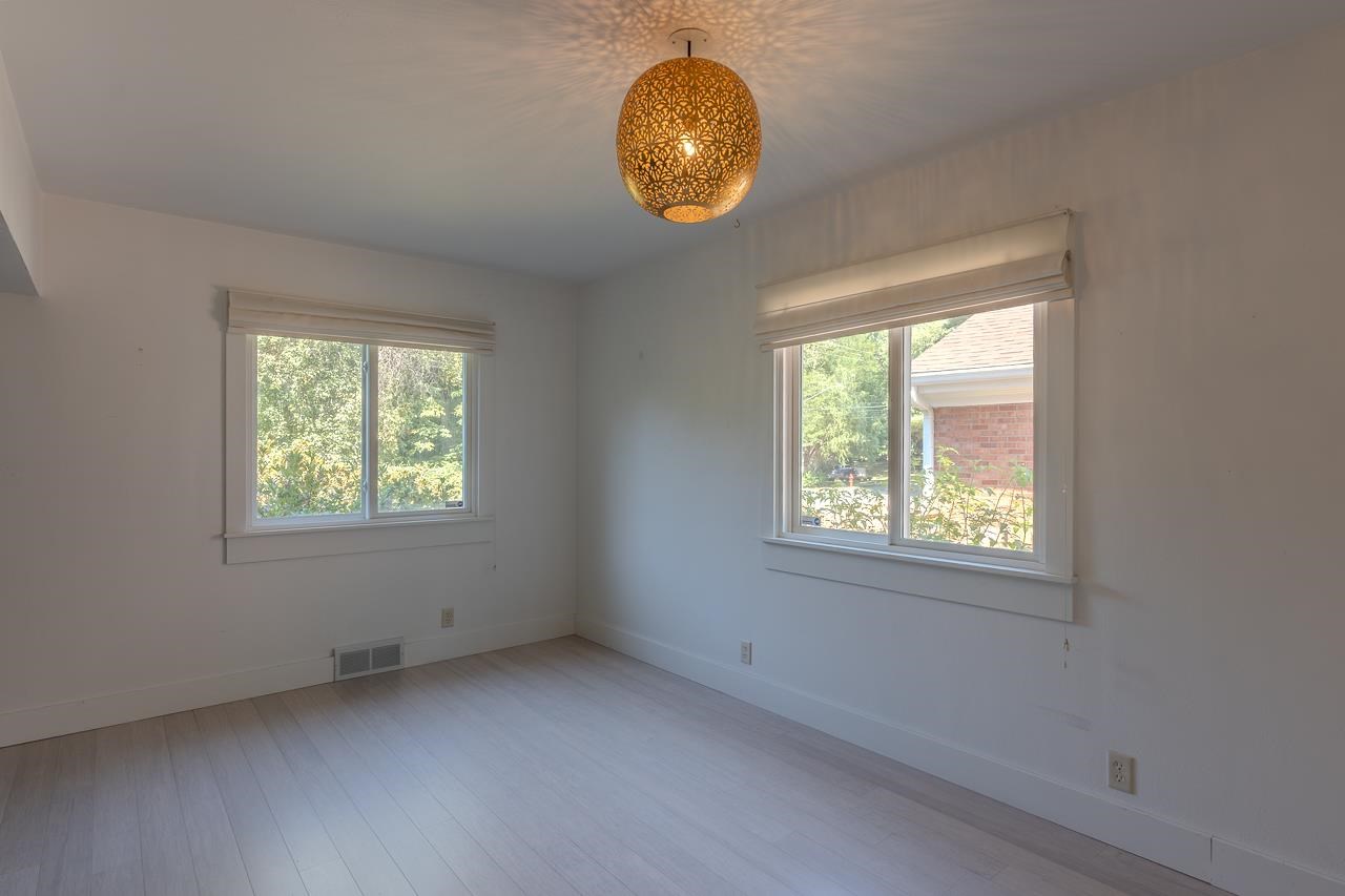 519 W Park Road Iowa City IA 52246