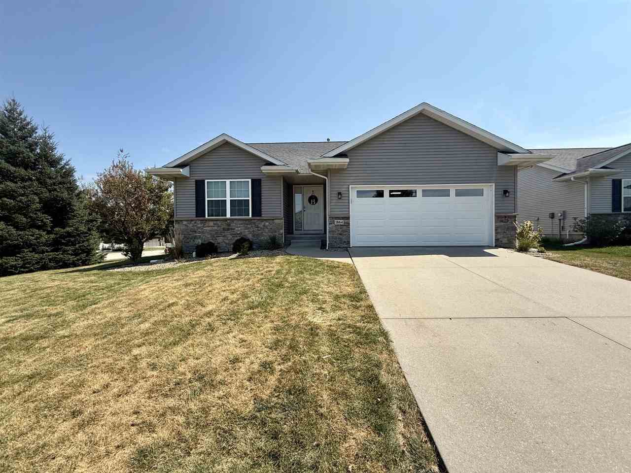1864 Mackinaw Drive Iowa City IA 52245