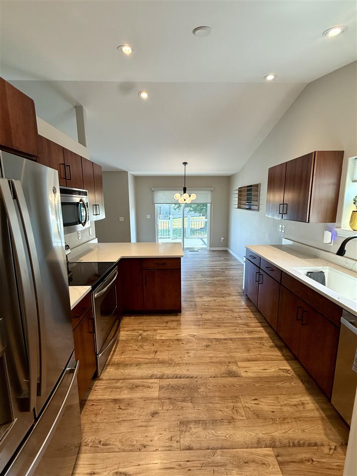 1864 Mackinaw Drive Iowa City IA 52245