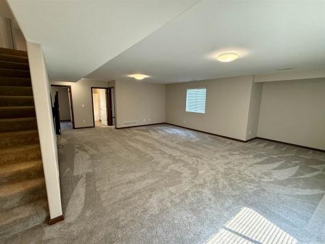 1864 Mackinaw Drive Iowa City IA 52245