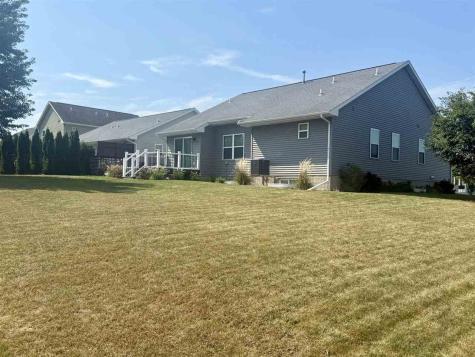 1864 Mackinaw Drive Iowa City IA 52245