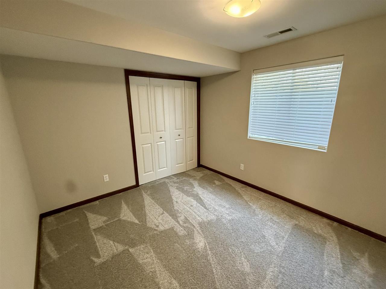1864 Mackinaw Drive Iowa City IA 52245