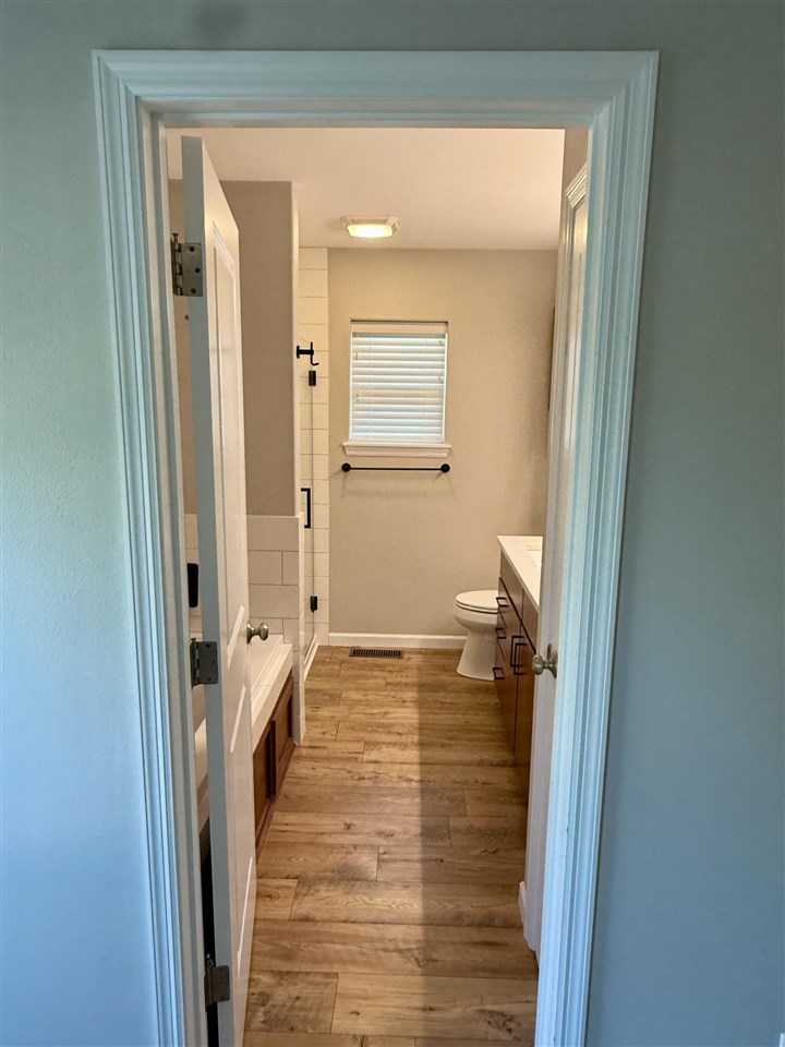 1864 Mackinaw Drive Iowa City IA 52245