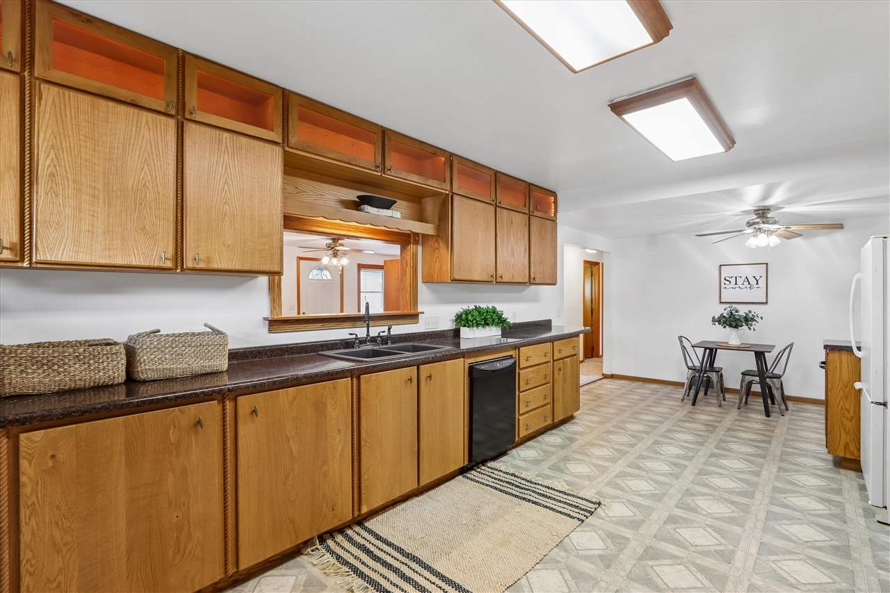 1125 Franklyn Avenue Marengo IA 52301