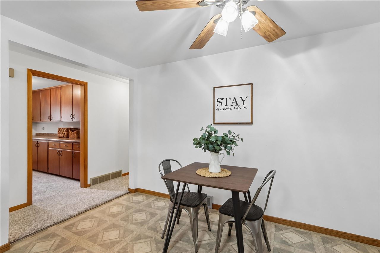 1125 Franklyn Avenue Marengo IA 52301