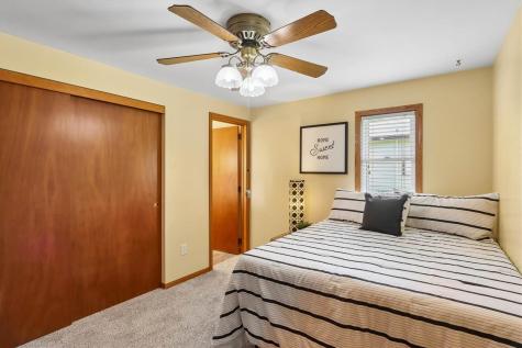 1125 Franklyn Avenue Marengo IA 52301