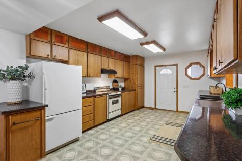 1125 Franklyn Avenue Marengo IA 52301